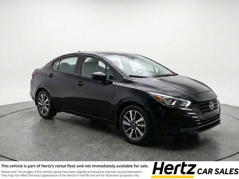 Used 2025 Nissan Versa SV image 1