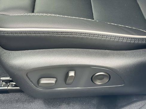 Used 2026 GMC Acadia Denali w/ Super Cruise Package FWD image 21