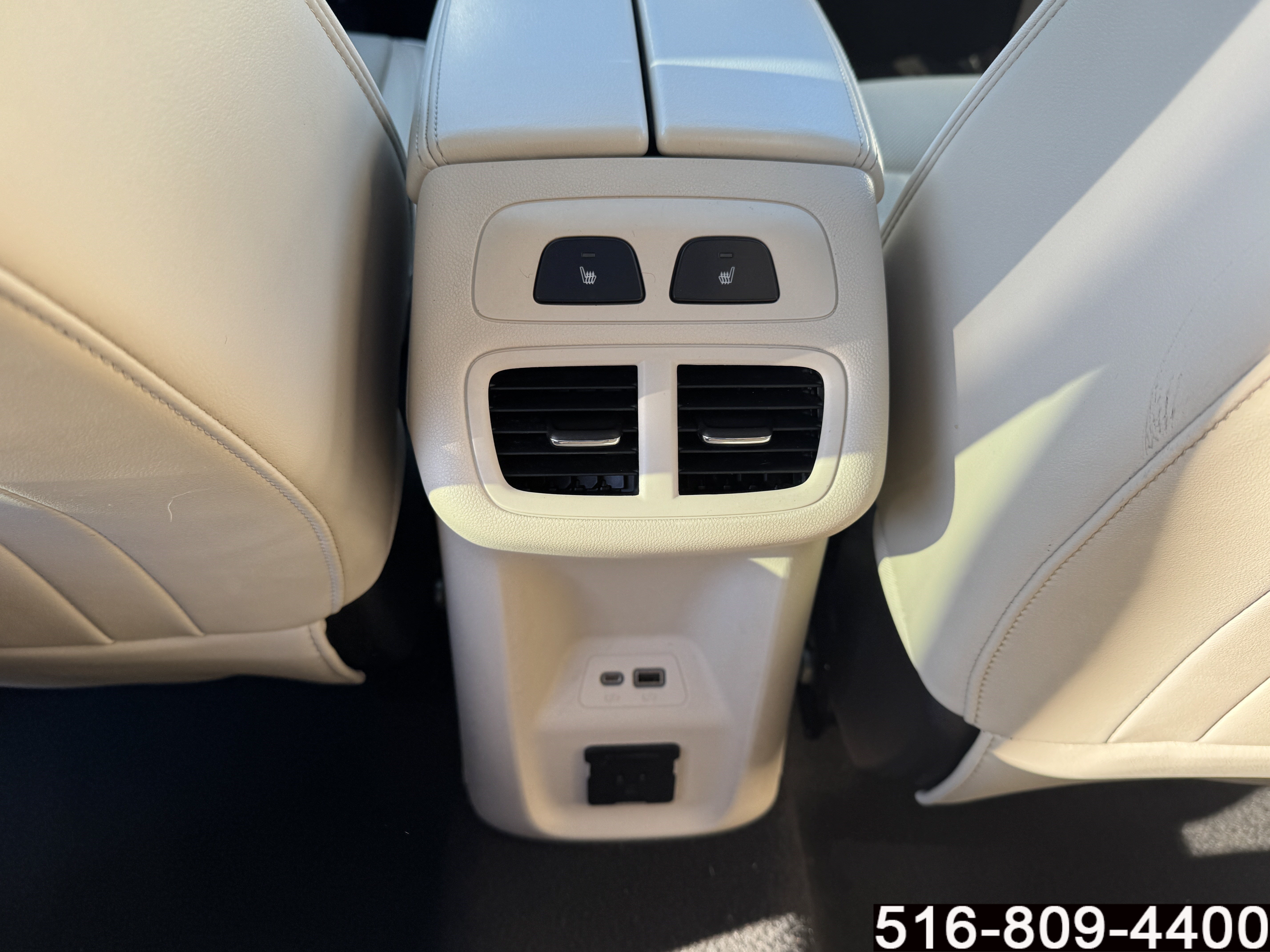 Used 2023 Buick Envision Avenir AWD/4WD image 16