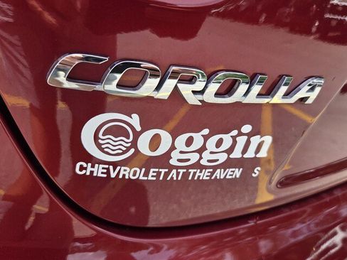Used 2025 Toyota Corolla LE FWD image 29