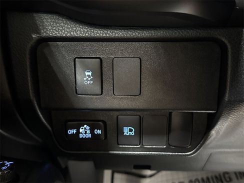 Used 2021 Toyota Tacoma SR image 17