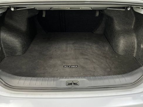 Used 2025 Nissan Altima 2.5 SR FWD image 33