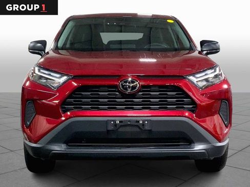 Used 2024 Toyota RAV4 LE image 4