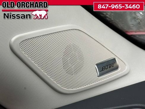 Used 2024 Nissan Pathfinder Platinum AWD/4WD image 17