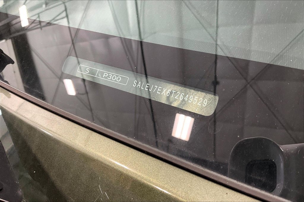 New 2026 Land Rover Defender 110 S AWD/4WD image 10