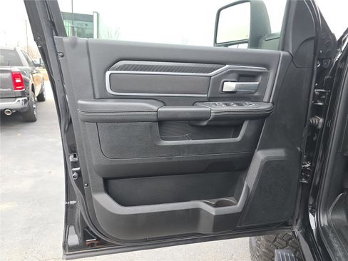 New 2026 RAM 2500 Big Horn AWD/4WD image 19