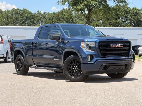 Used 2020 GMC Sierra 1500 Elevation w/ Elevation Value Package RWD image 2