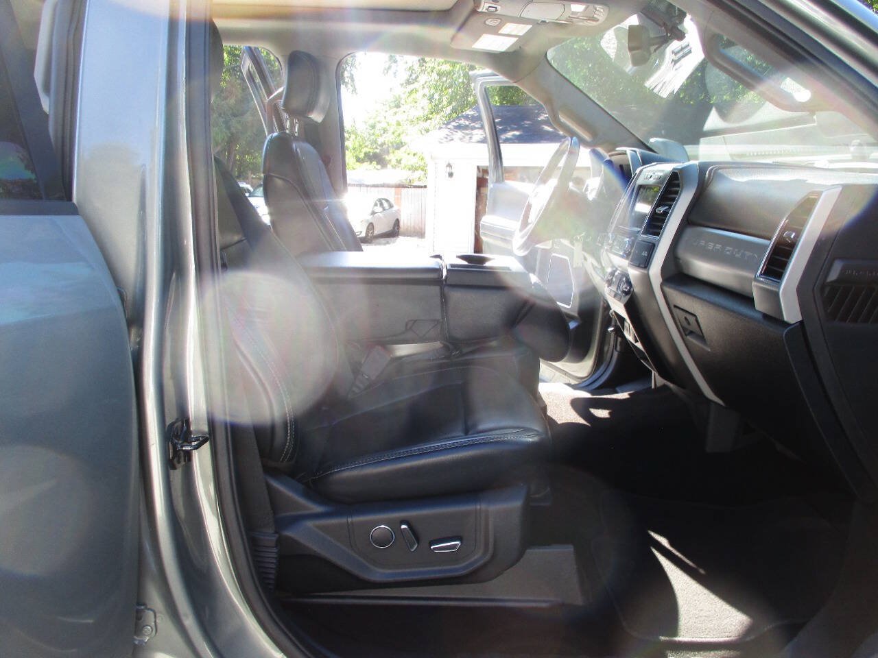 Used 2019 Ford F350 Lariat w/ Camper Package AWD/4WD image 33