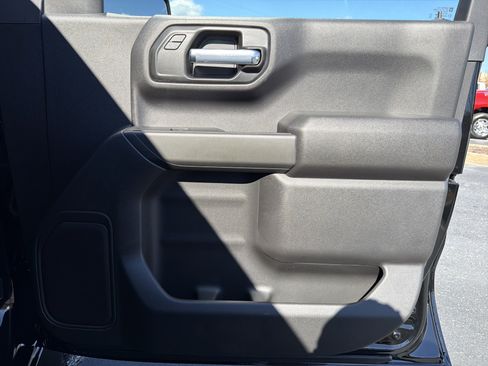 Used 2026 Chevrolet Silverado 1500 Custom Trail Boss image 13