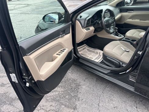 Used 2020 Hyundai Elantra Value Edition image 18
