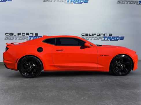 Used 2019 Chevrolet Camaro SS image 4