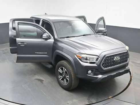 Used 2019 Toyota Tacoma TRD Off-Road AWD/4WD image 49