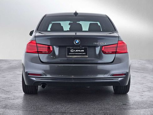 Used 2018 BMW 328d Sedan image 6