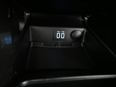 Used 2019 Ford Fusion SE image 30