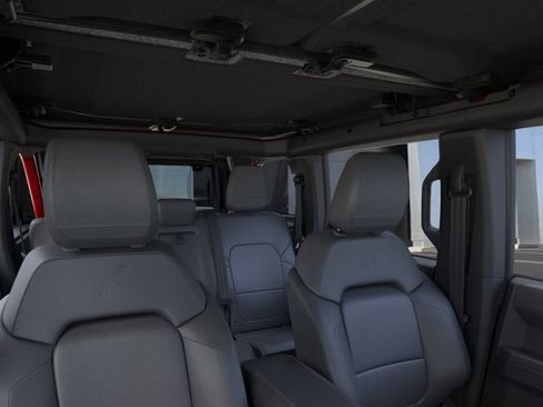 New 2026 Ford Bronco Outer Banks AWD/4WD image 12