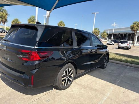 Used 2026 Honda Odyssey EX-L image 8
