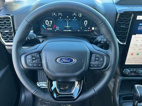 New 2026 Ford Ranger Lariat w/ FX4 Off-Road Package AWD/4WD image 14