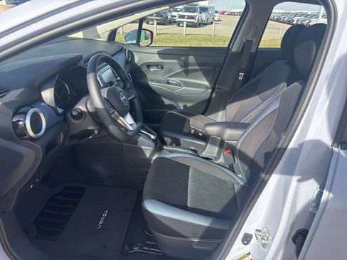 New 2025 Nissan Versa SV w/ Trunk Package FWD image 6