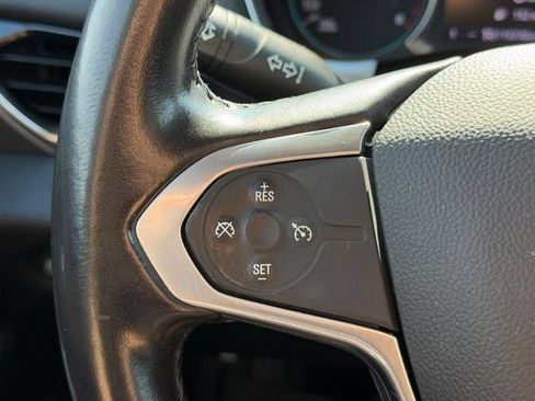 Used 2020 Chevrolet Traverse LT FWD image 14