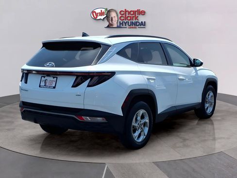 Certified 2023 Hyundai Tucson SEL AWD/4WD image 5