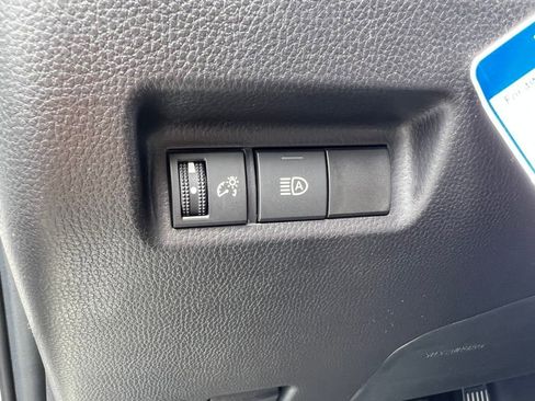 New 2025 Toyota RAV4 XLE image 38