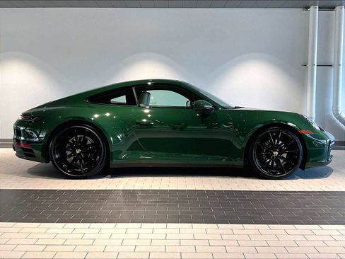 Used 2022 Porsche 911 Carrera image 11
