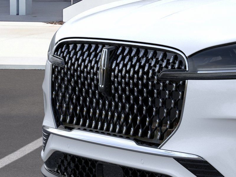 New 2026 Lincoln Aviator 2WD image 17