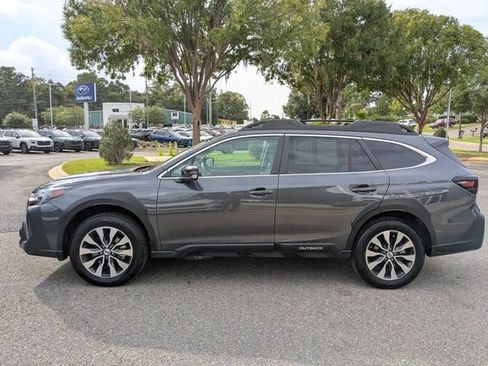 Used 2024 Subaru Outback Limited AWD/4WD image 11