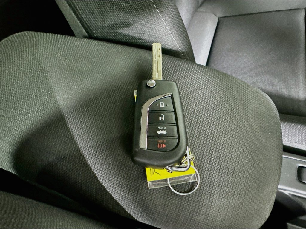 Used 2024 Toyota Corolla LE FWD image 38