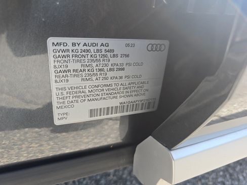 Used 2023 Audi Q5 2.0T Premium w/ Convenience Package AWD/4WD image 32