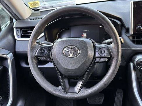 Used 2023 Toyota RAV4 XLE image 19