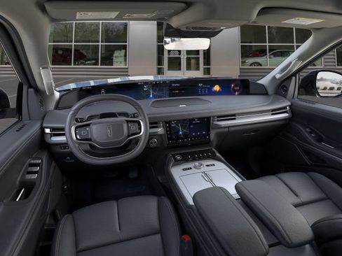 New 2025 Lincoln Navigator Reserve AWD/4WD image 9