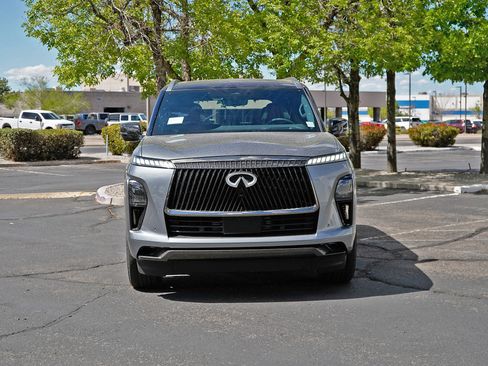 Used 2026 INFINITI QX80 Autograph w/ Premium Cargo Package AWD/4WD image 4