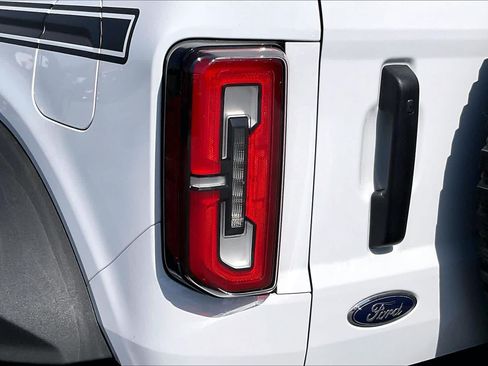 Certified 2022 Ford Bronco Badlands AWD/4WD image 24