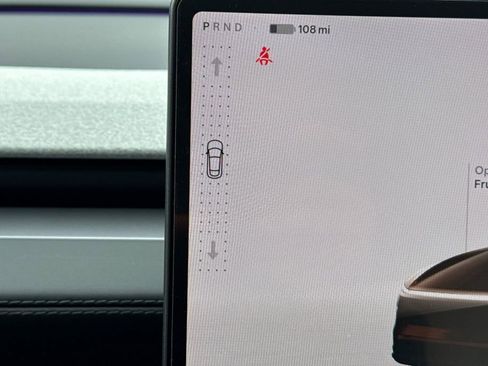 Used 2026 Tesla Model Y 2WD image 25