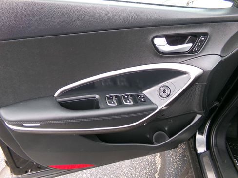 Used 2017 Hyundai Santa Fe Sport w/ 2.0T Ultimate Tech Package 05 AWD/4WD image 9