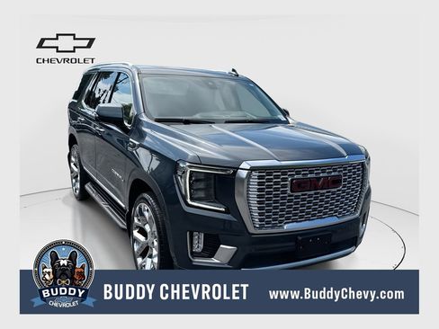 Used 2021 GMC Yukon Denali w/ Advanced Technology Package AWD/4WD image 1
