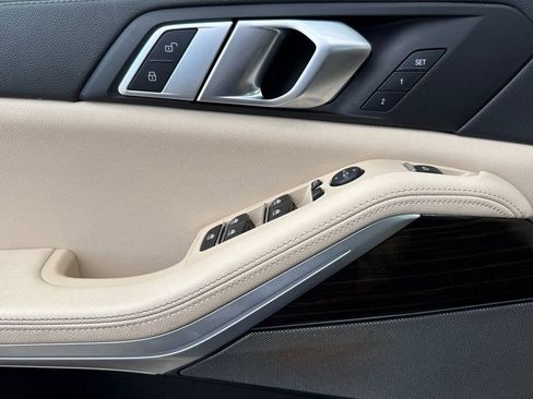 Used 2020 BMW X5 sDrive40i w/ Convenience Package image 11