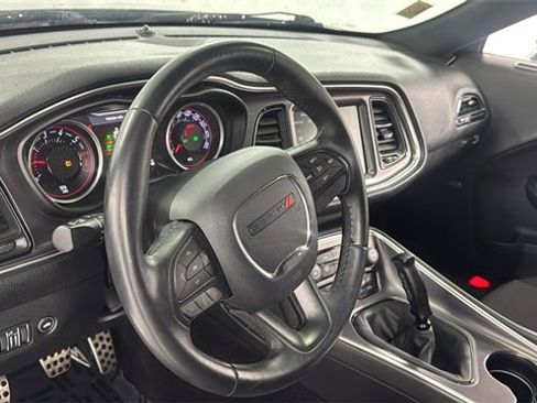 Used 2016 Dodge Challenger R/T Scat Pack image 30