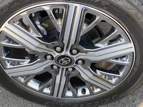 Certified 2025 Toyota Sequoia Capstone AWD/4WD image 36