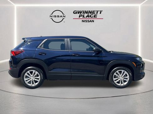 Used 2021 Chevrolet TrailBlazer LS FWD image 24