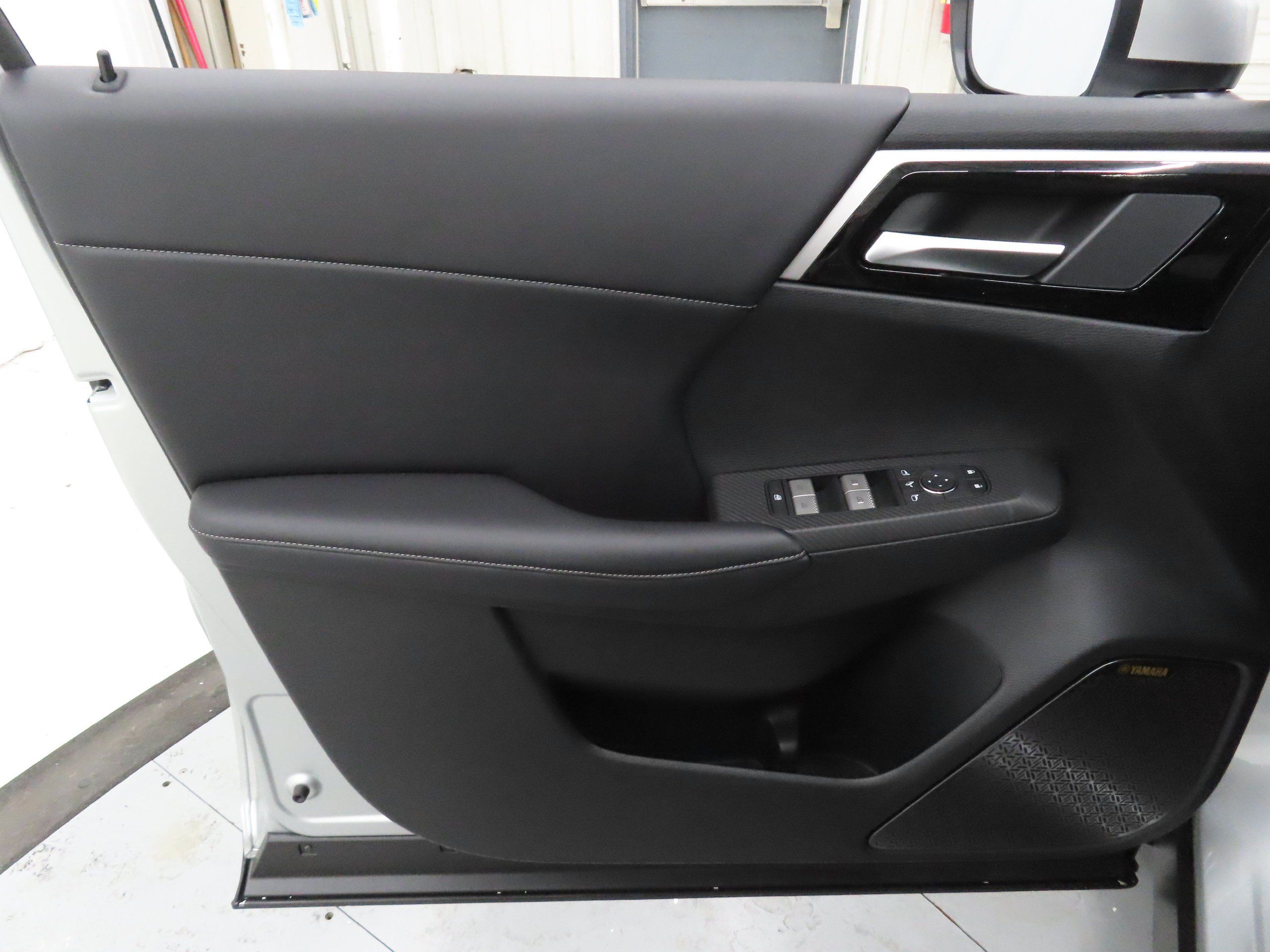 New 2026 Mitsubishi Outlander SE AWD/4WD image 7