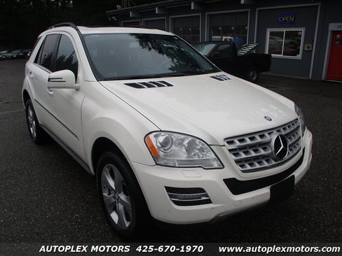 Used 2011 Mercedes-Benz ML 350 BlueTEC 4MATIC image 1