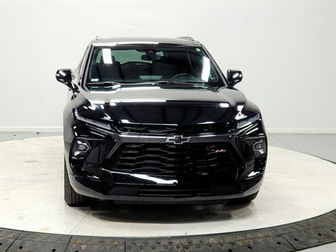 Used 2025 Chevrolet Blazer RS image 2