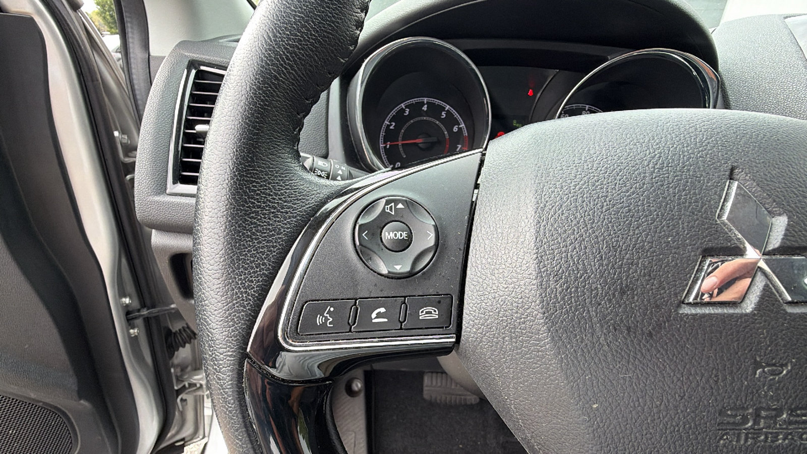 Used 2024 Mitsubishi Outlander Sport AWD image 26