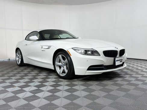 Used 2014 BMW Z4 sDrive28i image 7