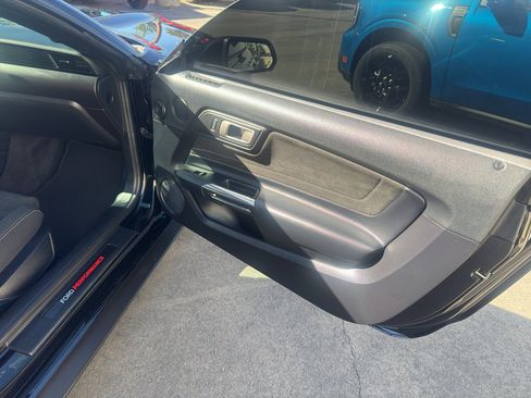 Used 2018 Ford Mustang Shelby GT350 w/ Electronics Package image 21