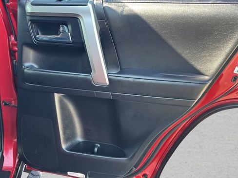 Used 2023 Toyota 4Runner SR5 Premium w/ Moonroof Package AWD/4WD image 11