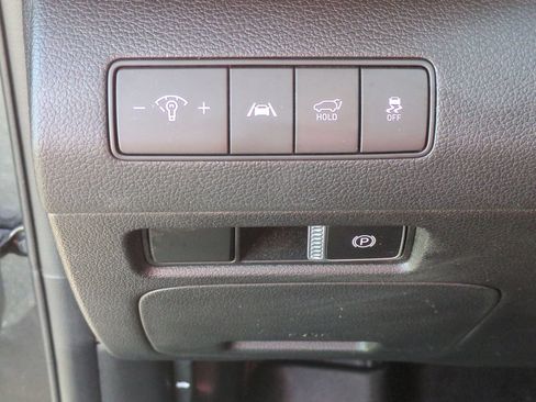 Used 2023 Hyundai Santa Fe SEL FWD image 18