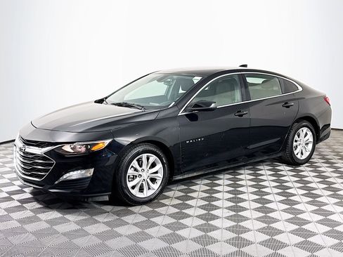 Used 2019 Chevrolet Malibu LT image 4